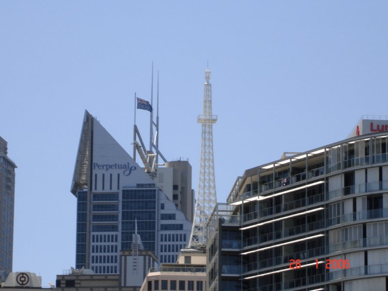 sydneyeiffelturm.jpg