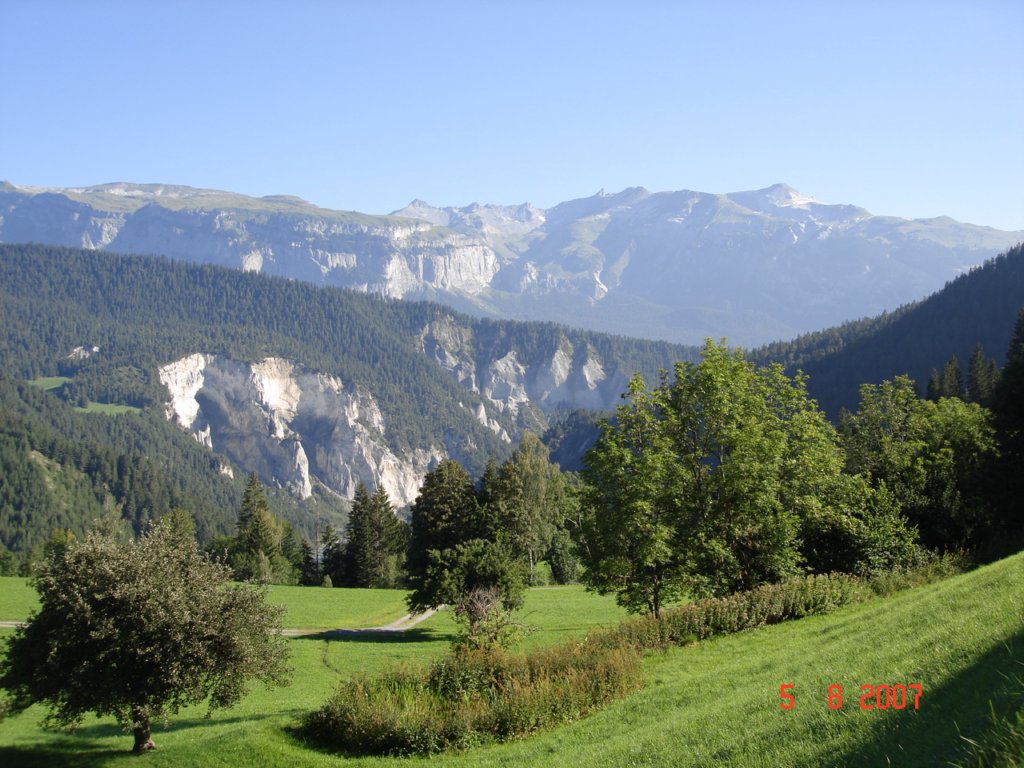 rheinschlucht3.jpg