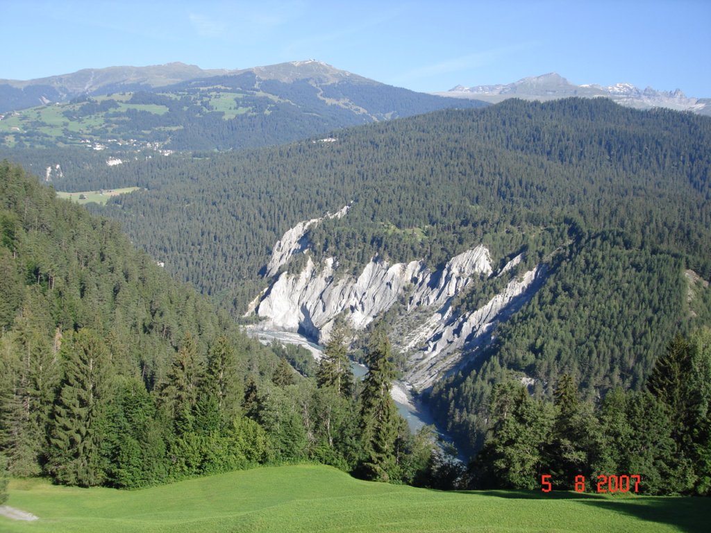 rheinschlucht4.jpg